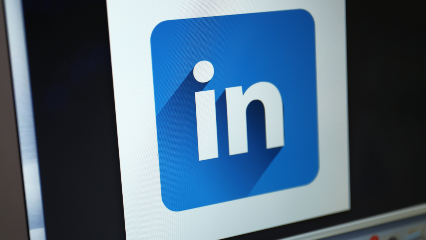 How to Add Your Energy Manager Certification to LinkedIn
